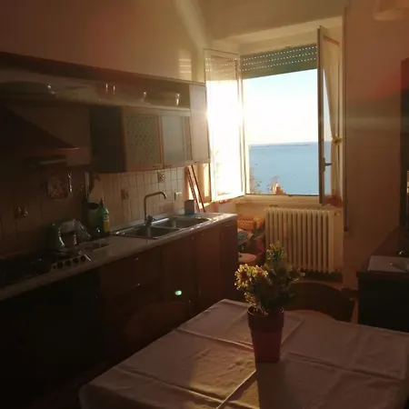 Mediterraneo Travel فندق مبيت وإفطار جيلا