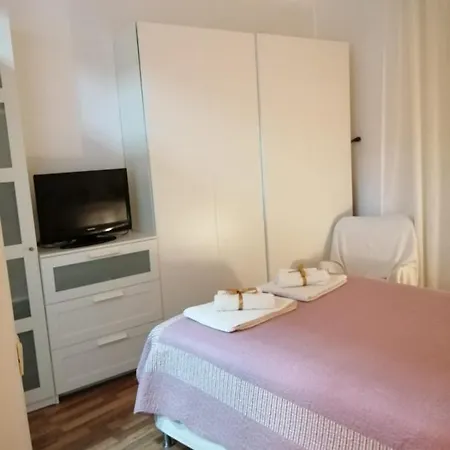 Mediterraneo Travel Bed & Breakfast