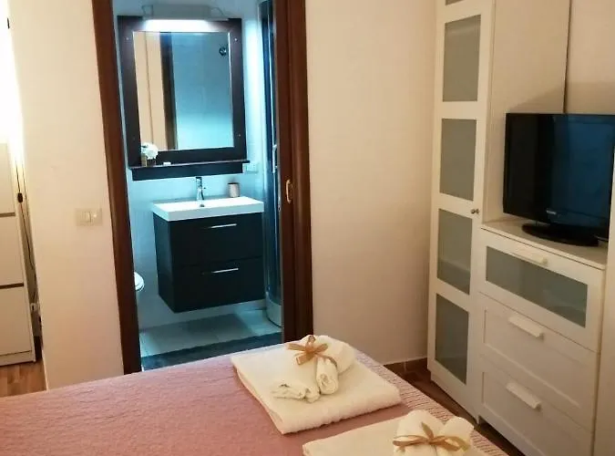 Oda ve Kahvaltı Mediterraneo Travel 3*