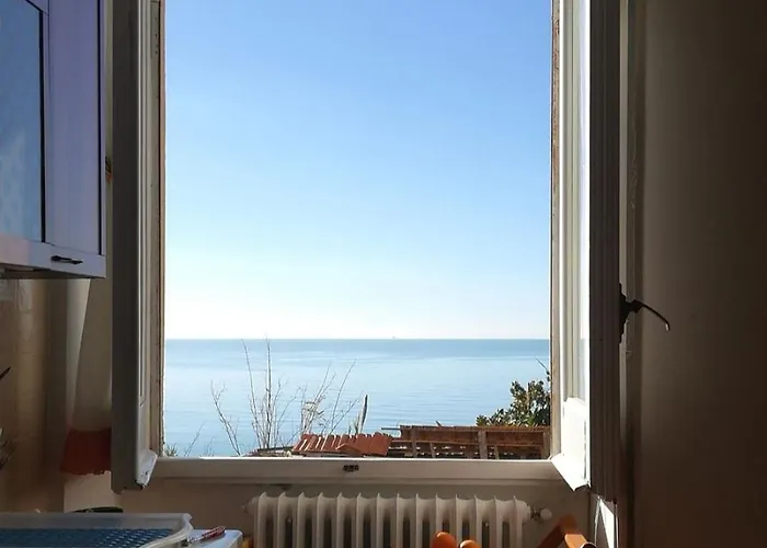Mediterraneo Travel Oda ve Kahvaltı Gela
